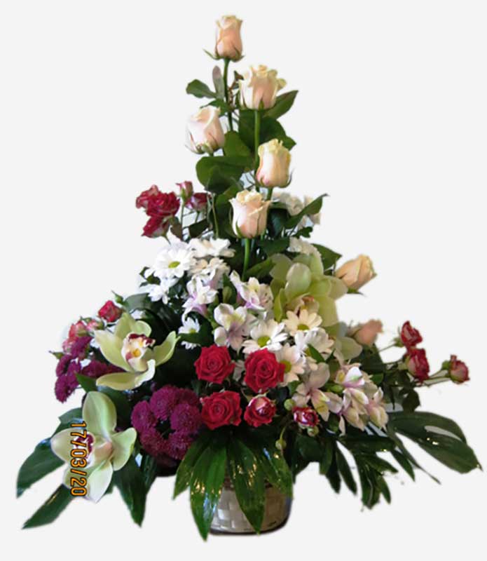 Венки из живых цветов