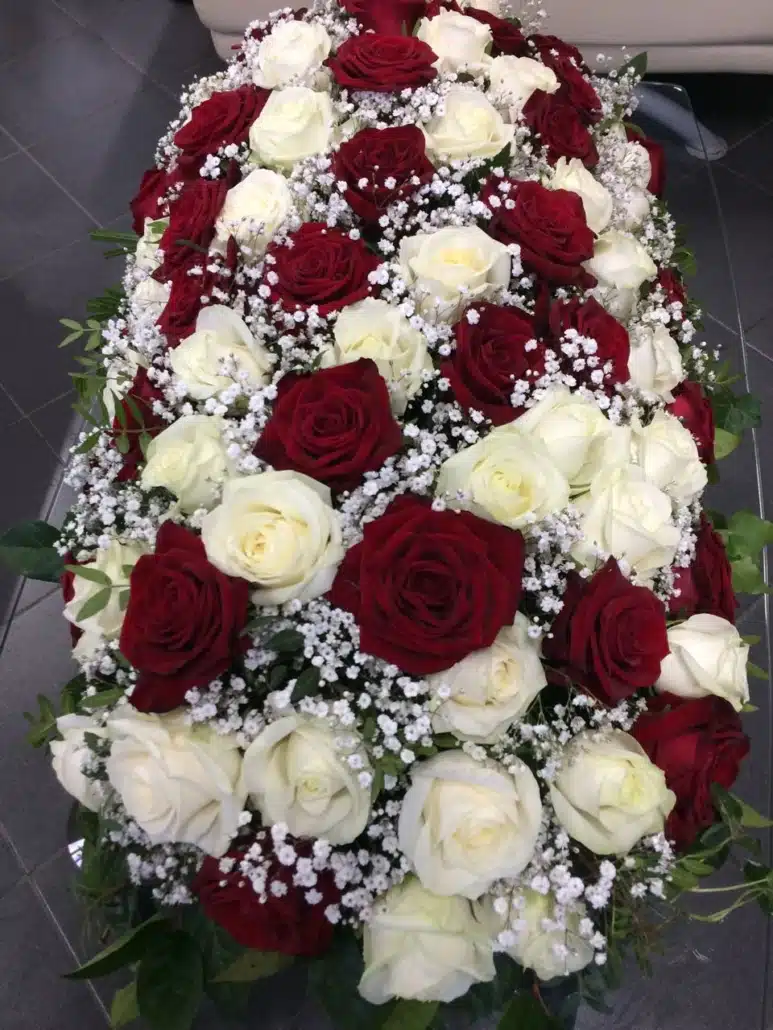 ритульаный венок похоронный венок ритуальна агенція ритуальні послуги м.Київ ритуальное агентство ритуальные услуги г.Киев